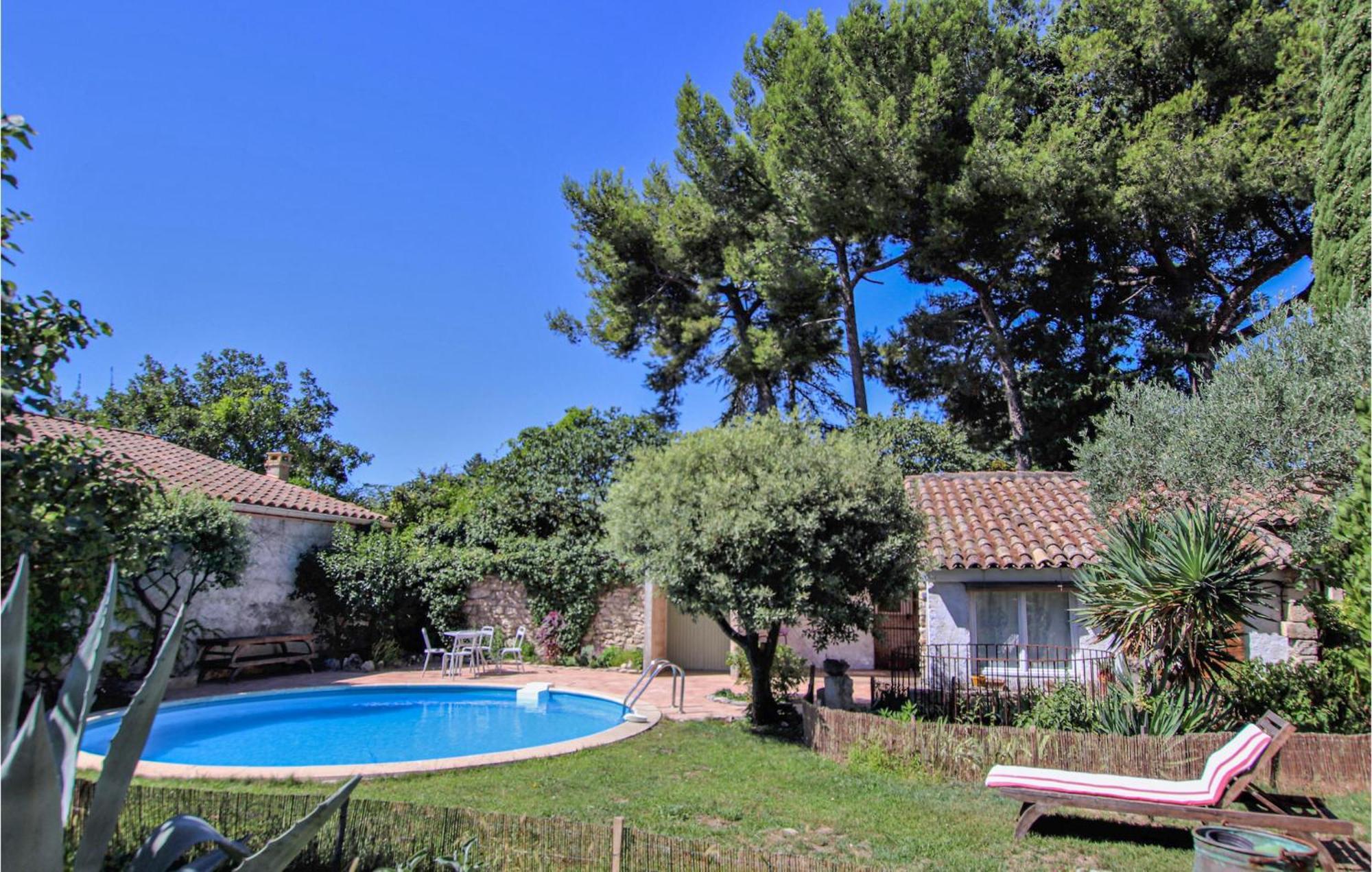 Gorgeous Home In Saint Remy De Provence Exterior photo